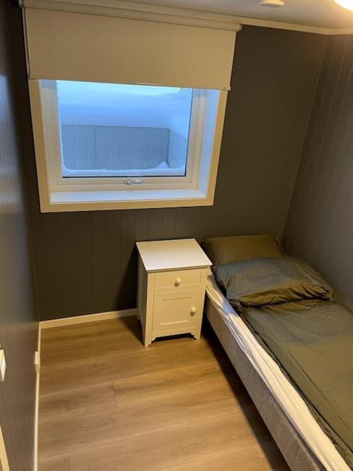 Lofoten - New Apartment, Close To Airport. ليكنيز المظهر الخارجي الصورة